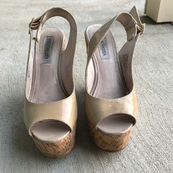 Steve Madden Wissper Nude Cork Peeptoe Wedges - Picture 2 of 7